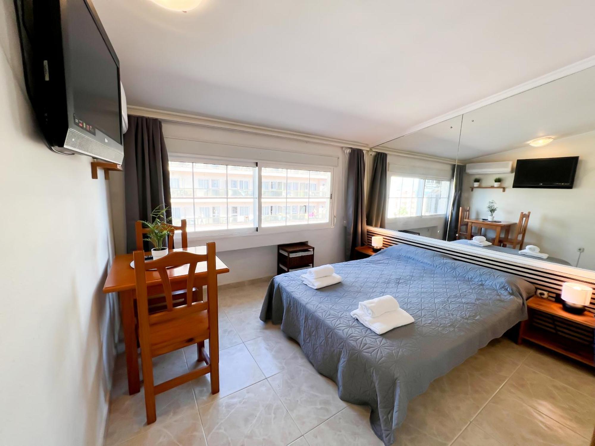 Carihuela Beach, Club San Antonio, Torremolinos Malaga Экстерьер фото